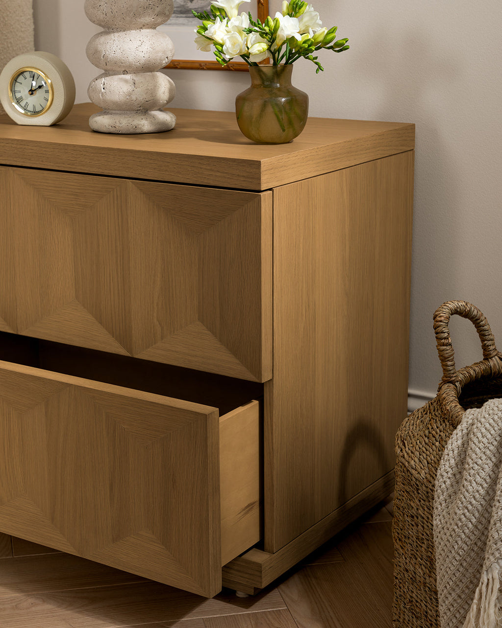 Artisan White Oak Nightstand with Geometric Motifs & Spacious Storage for Bedroom