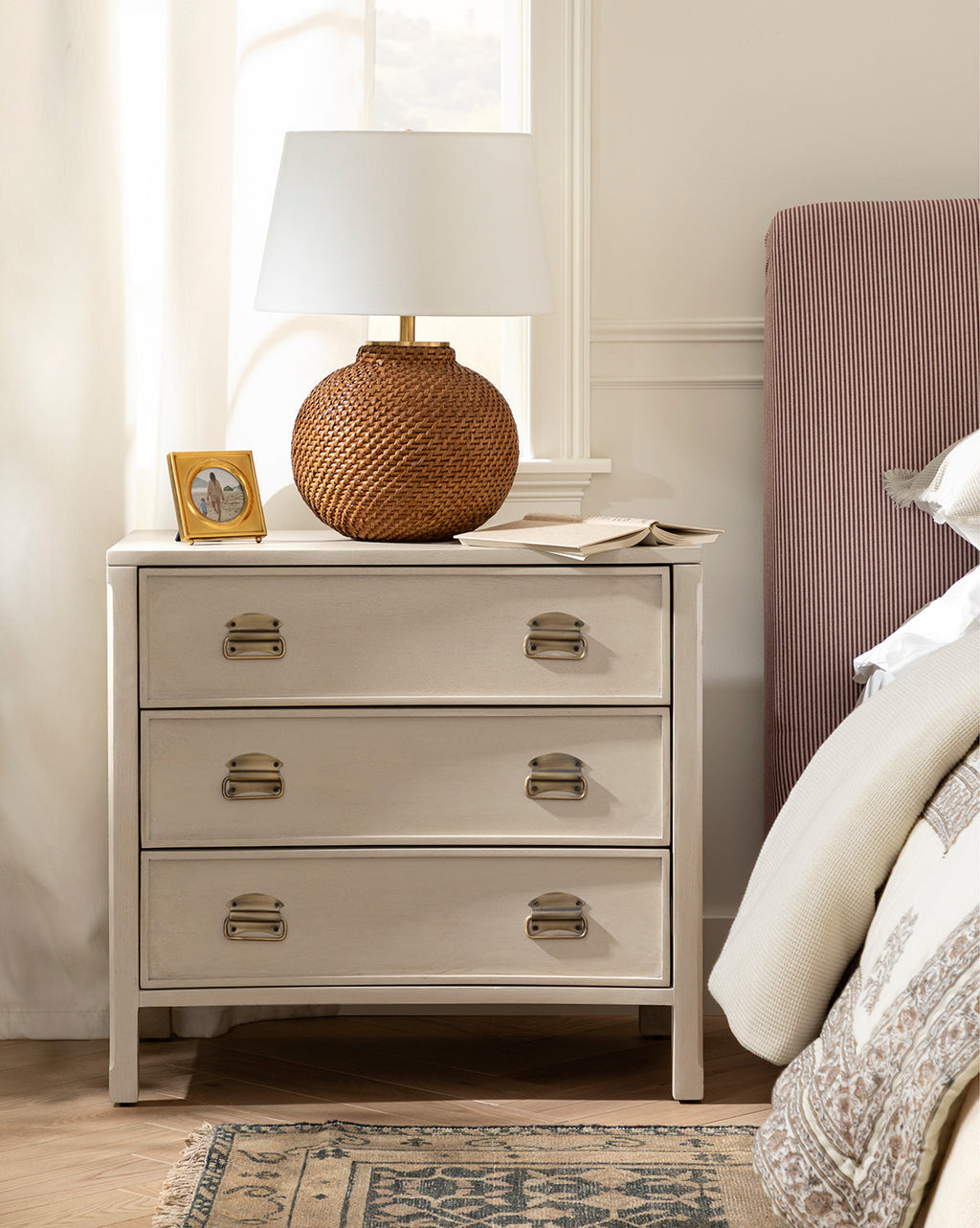 Modern White Oak Nightstand with Curved Front & Brass Pulls for Bedroom