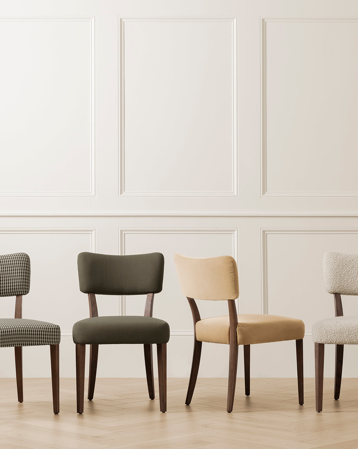Glam Velvet Dining Chair with Kidney-Shaped Back for Dining Room