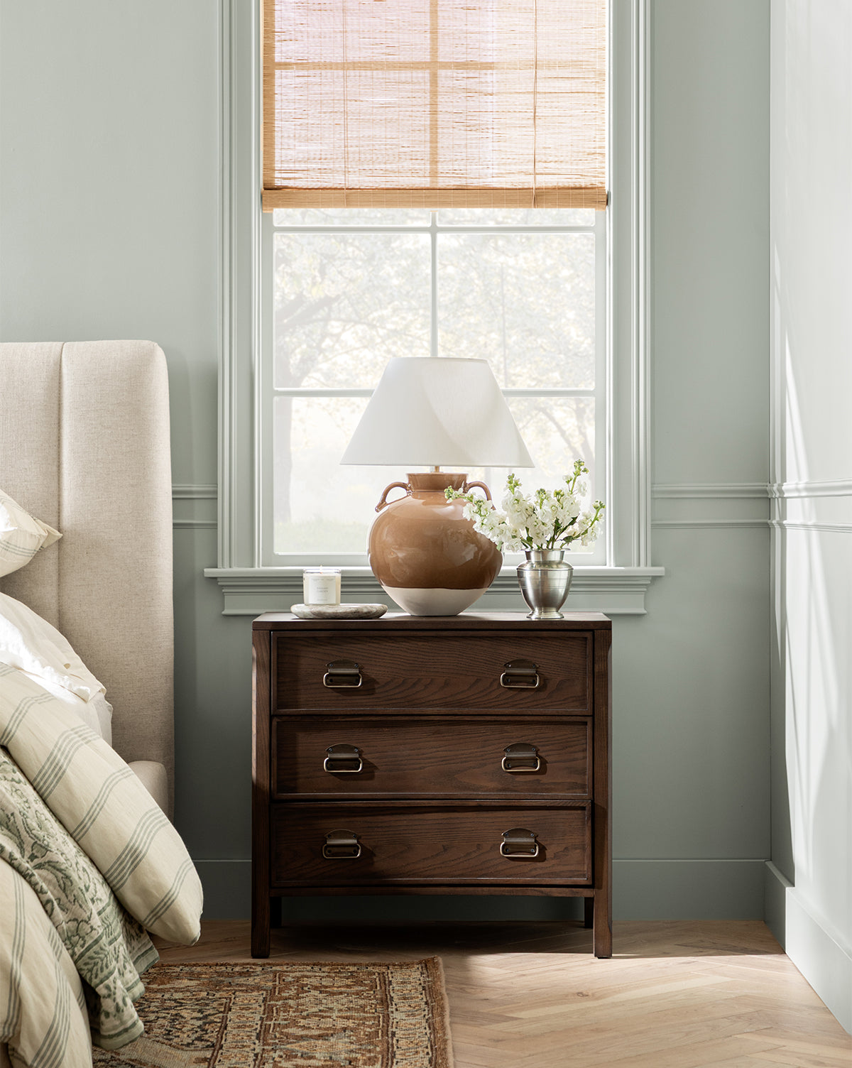 Modern Walnut Nightstand with Brass-Detailed Drawers for Bedroom