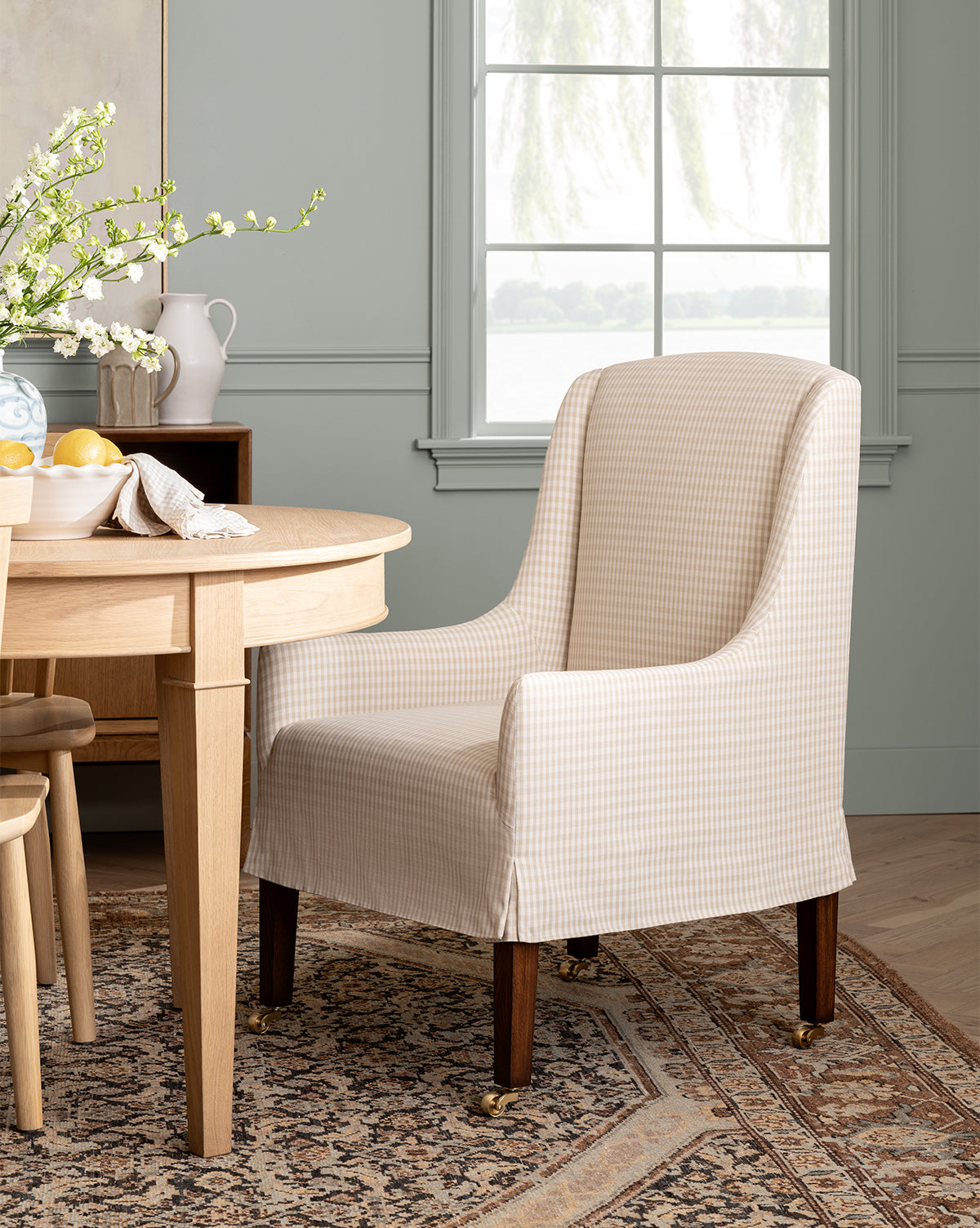Classic Upholstered Dining Arm Chair with Curved Arms & Structured Lines for Dining Room