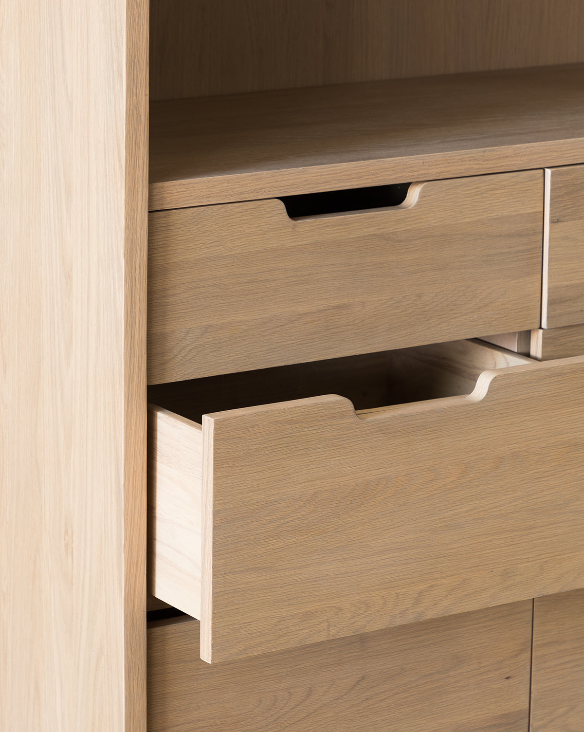 Modern Oak Cabinet with Arched Shape & Six Drawers for Living Room
