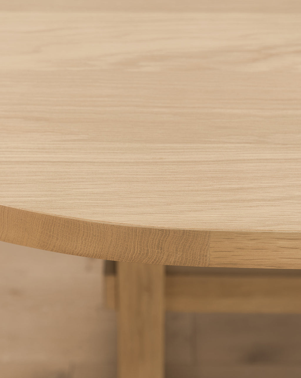 Minimalist Kiln-Dried White Oak Oval Dining Table with Mortise & Tenon Joinery for Dining Room