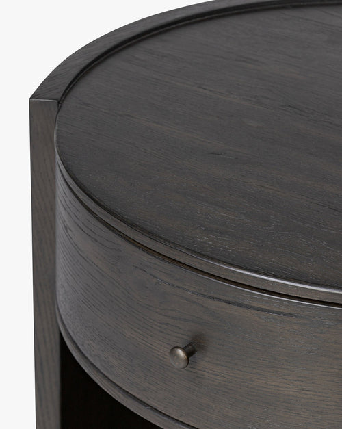 Table de chevet classique en chêne avec tiroir de rangement pour chambre à coucher
