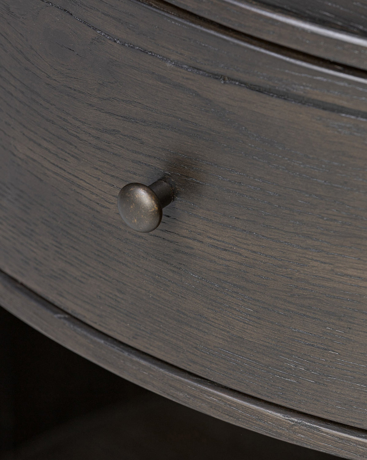 Classic Oak Nightstand with Storage Drawer for Bedroom