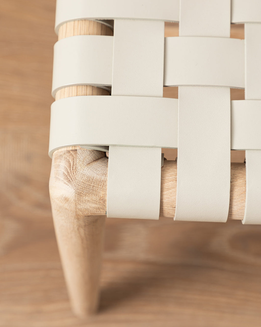 Modern Leather & White Oak Dining Chair with Tapered Legs for Dining Room