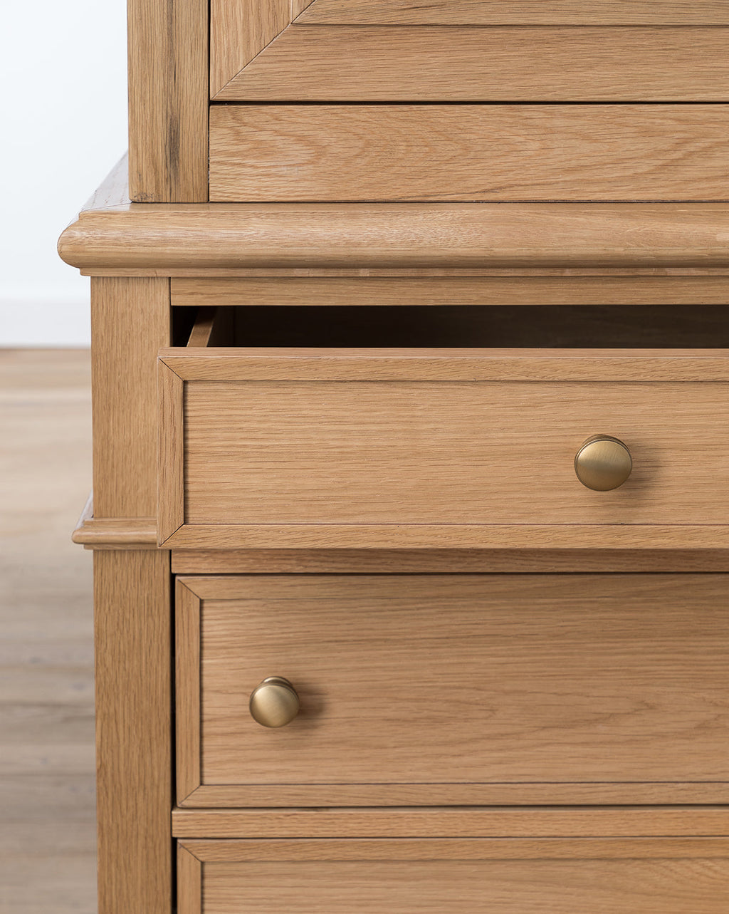 Traditional Oak Cabinet with Glass Doors & Round Pulls for Living Room