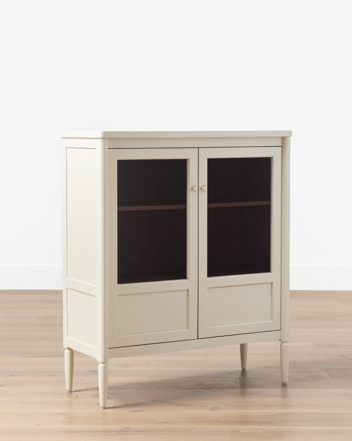 Victorian Painted Wood Cabinet with Glass Doors & Tapered Legs for Living Room