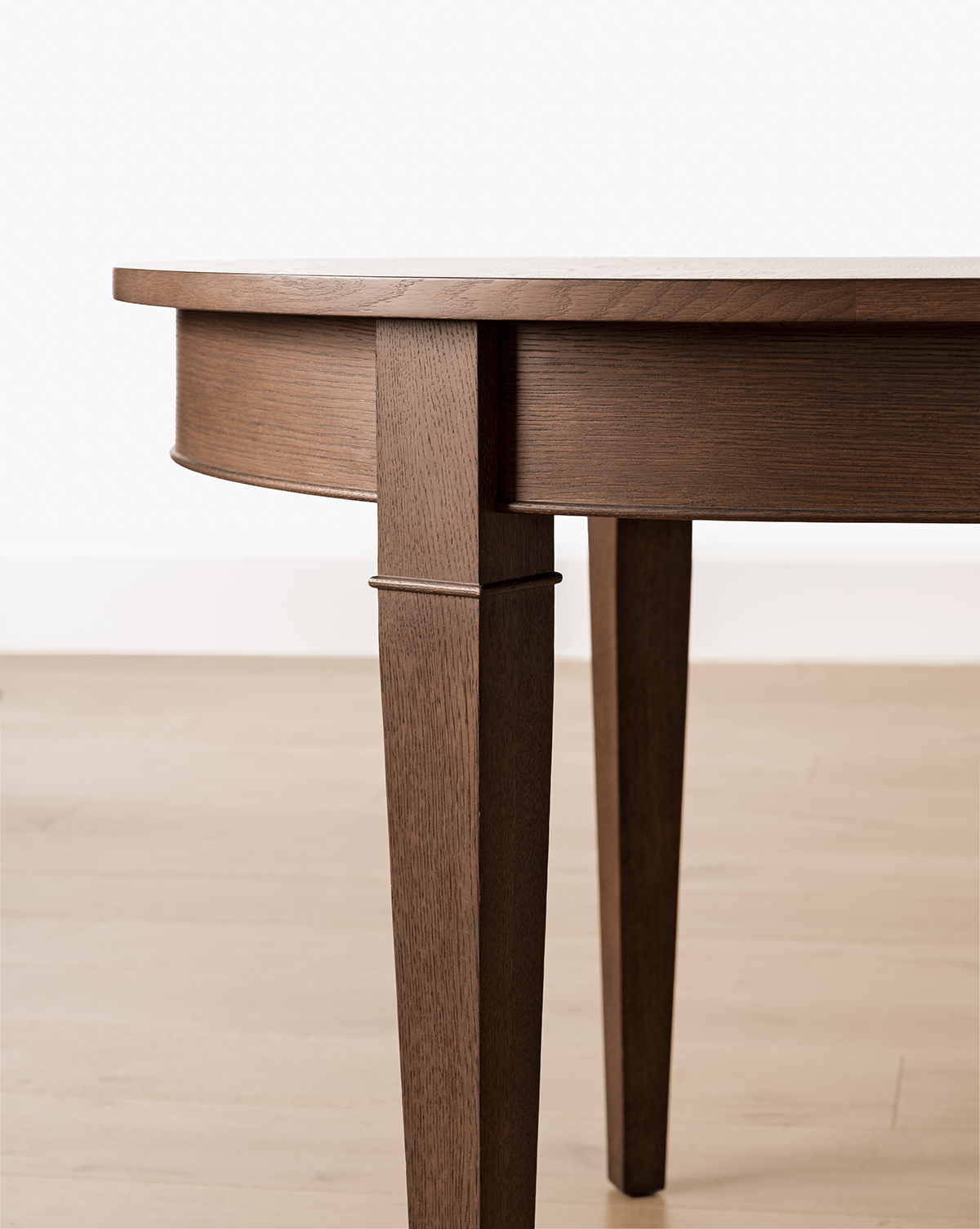 Classic Oak Extension Dining Table with Tapered Legs for Dining Room