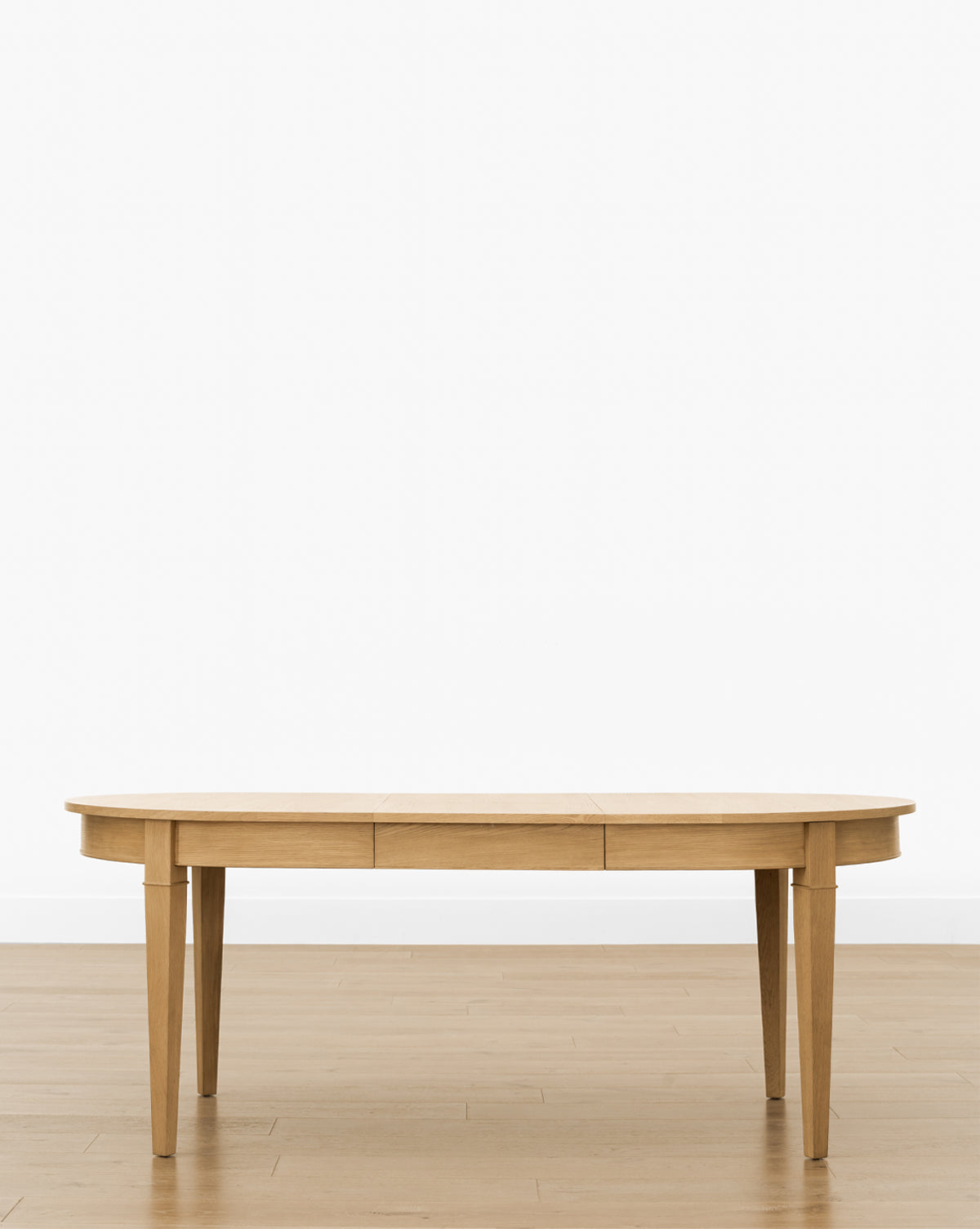 Classic Oak Extension Dining Table with Tapered Legs for Dining Room