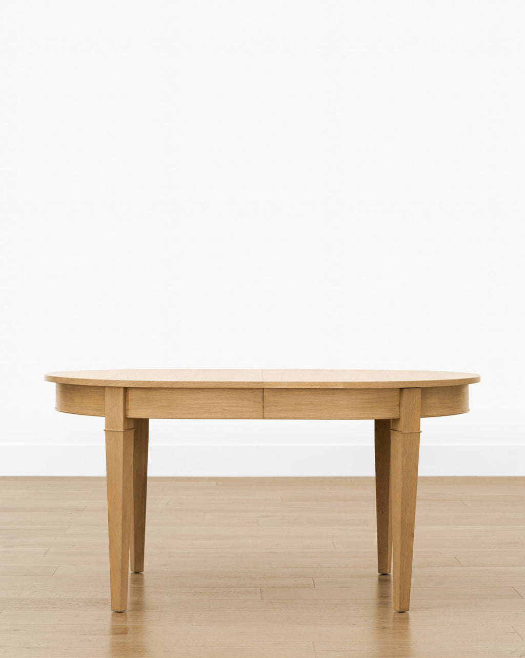Classic Oak Extension Dining Table with Tapered Legs for Dining Room
