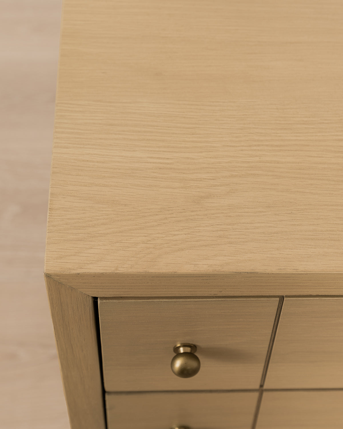 Contemporary Oak Nightstand with Etched Grid Pattern & Brass Pulls for Bedroom