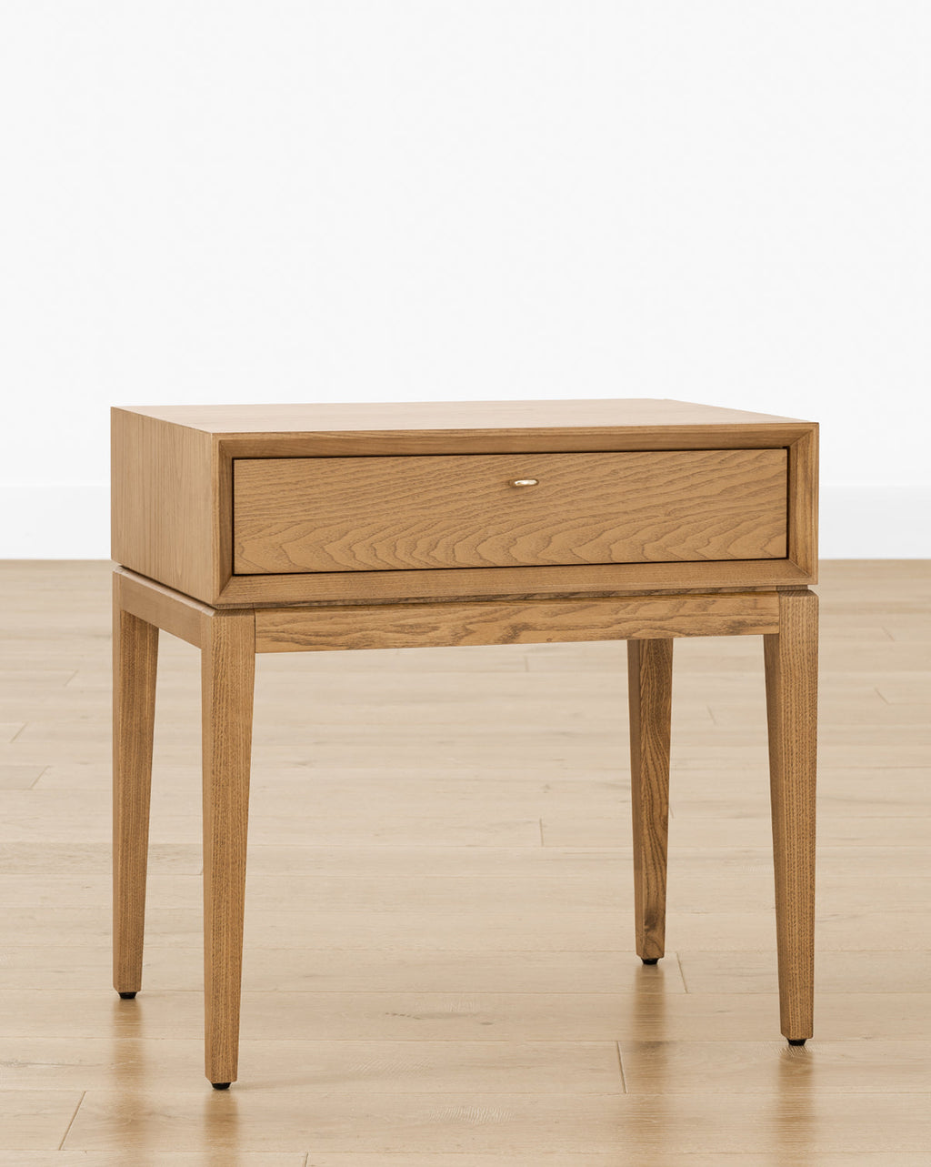 Classic Solid Oak Nightstand with Full-Extension Drawer for Bedroom