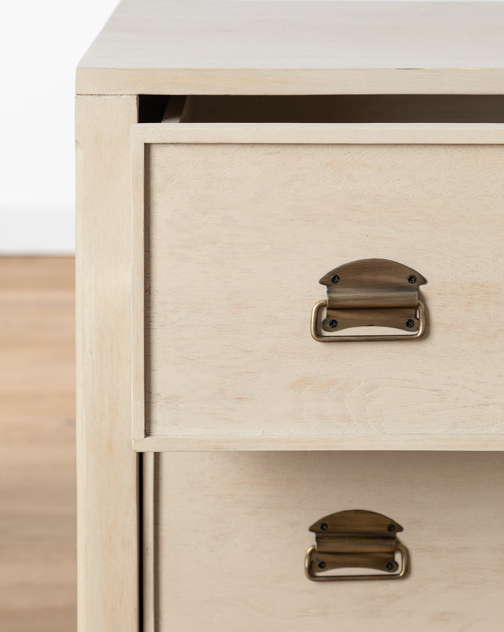 Modern White Oak Dresser with Curved Front & Brass Pulls for Bedroom