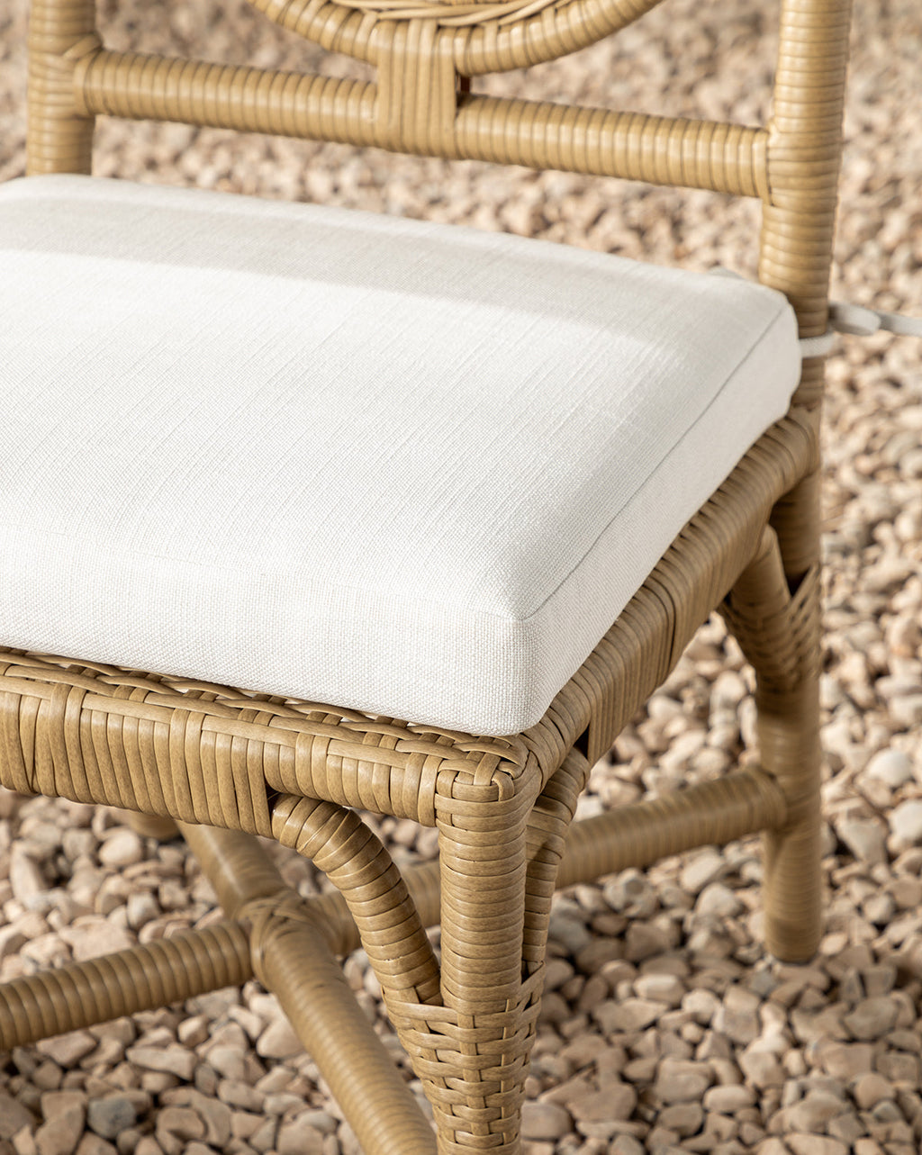 Coastal All-Weather Wicker Dining Chair with Performance Fabric Cushion for Outdoor & Dining Room