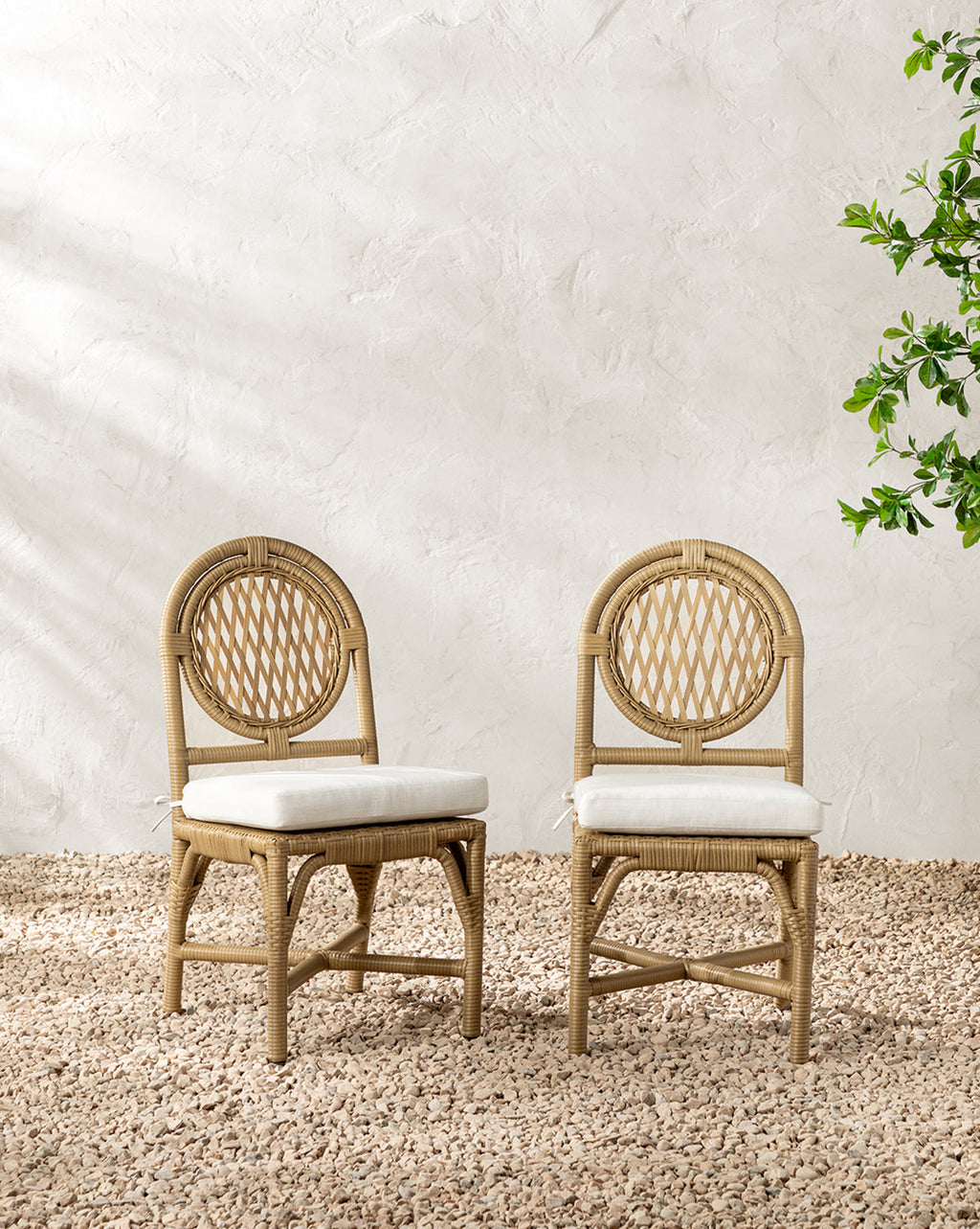 Coastal All-Weather Wicker Dining Chair with Performance Fabric Cushion for Outdoor & Dining Room