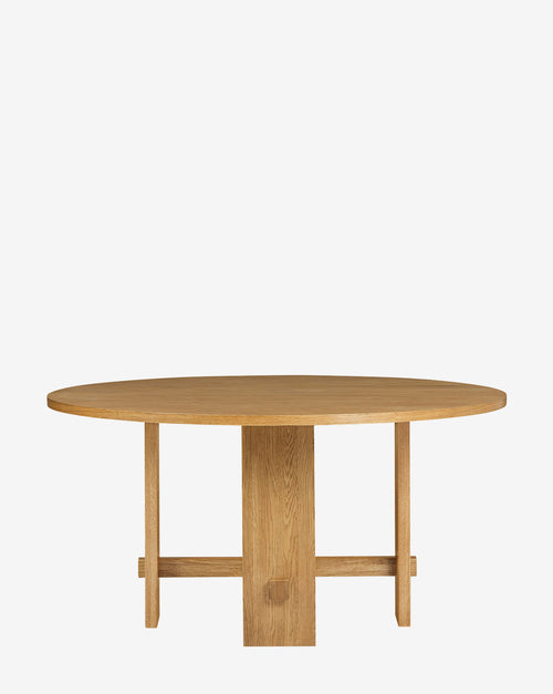 Table de salle à manger classique en chêne miel avec piètement architectural pour salle à manger