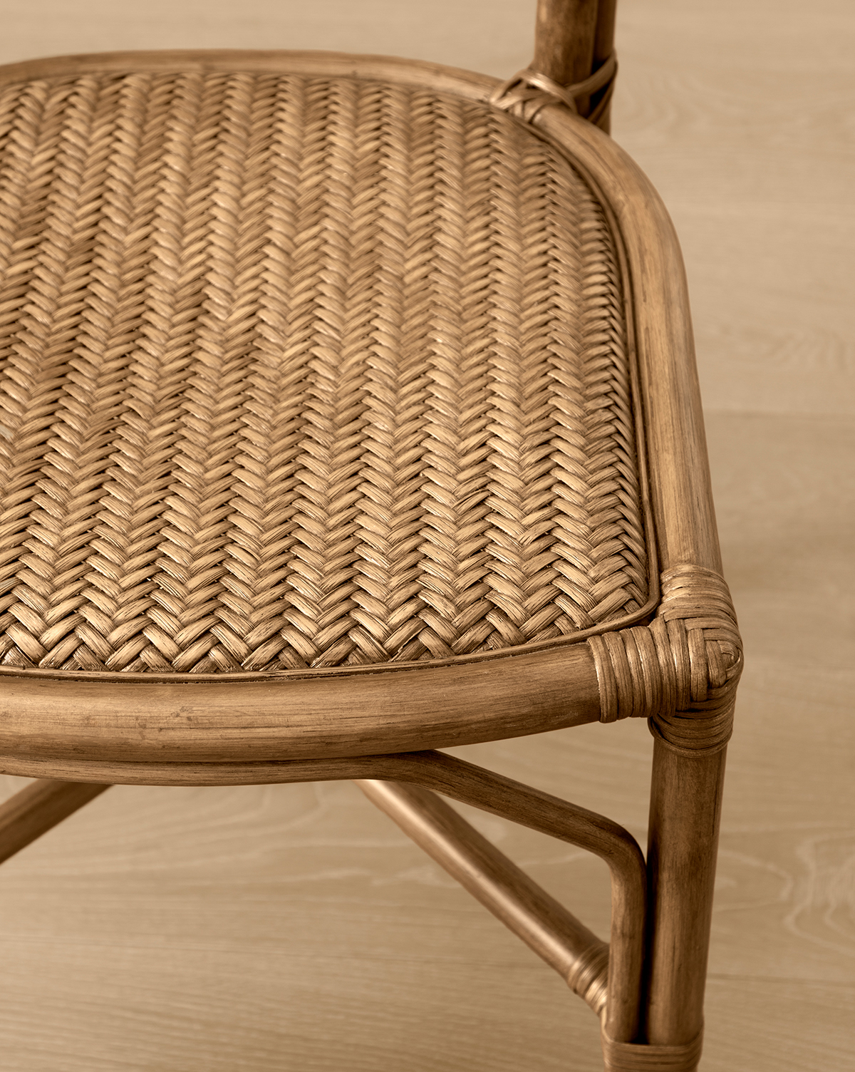 Coastal Woven Fabric Dining Chair with Blind Tufting for Dining Room