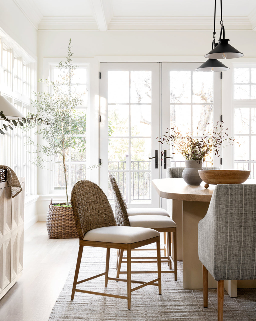 Rustic Solid Oak Dining Chair with Woven Back & White Cushion for Dining Room