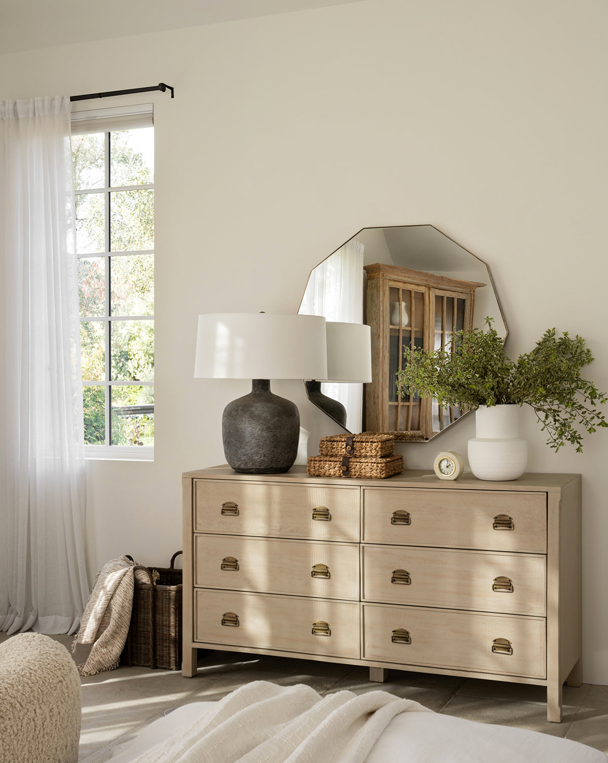 Modern White Oak Dresser with Curved Front & Brass Pulls for Bedroom
