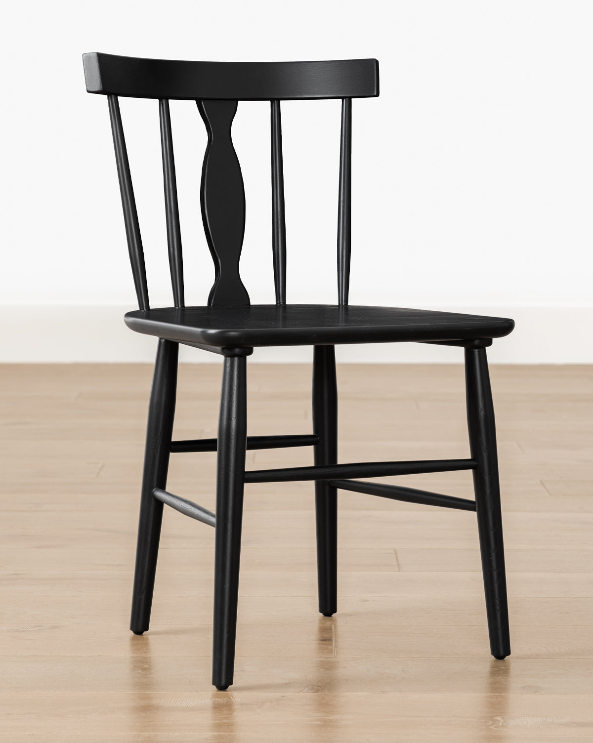 Classic Solid Oak Dining Chair with Spindle Back for Dining Room