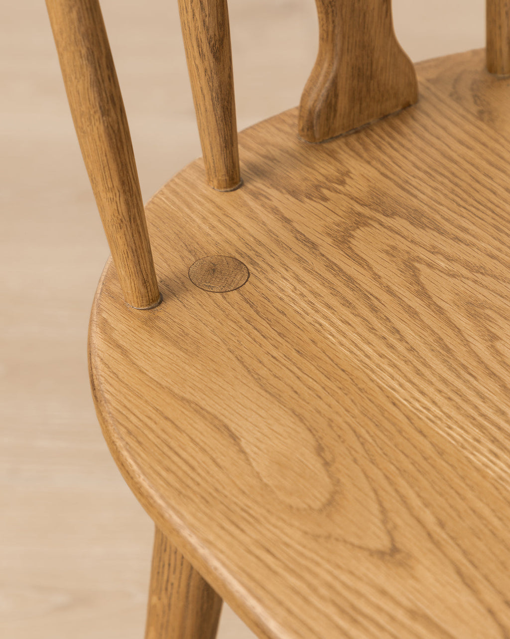 Classic Solid Oak Dining Chair with Spindle Back for Dining Room