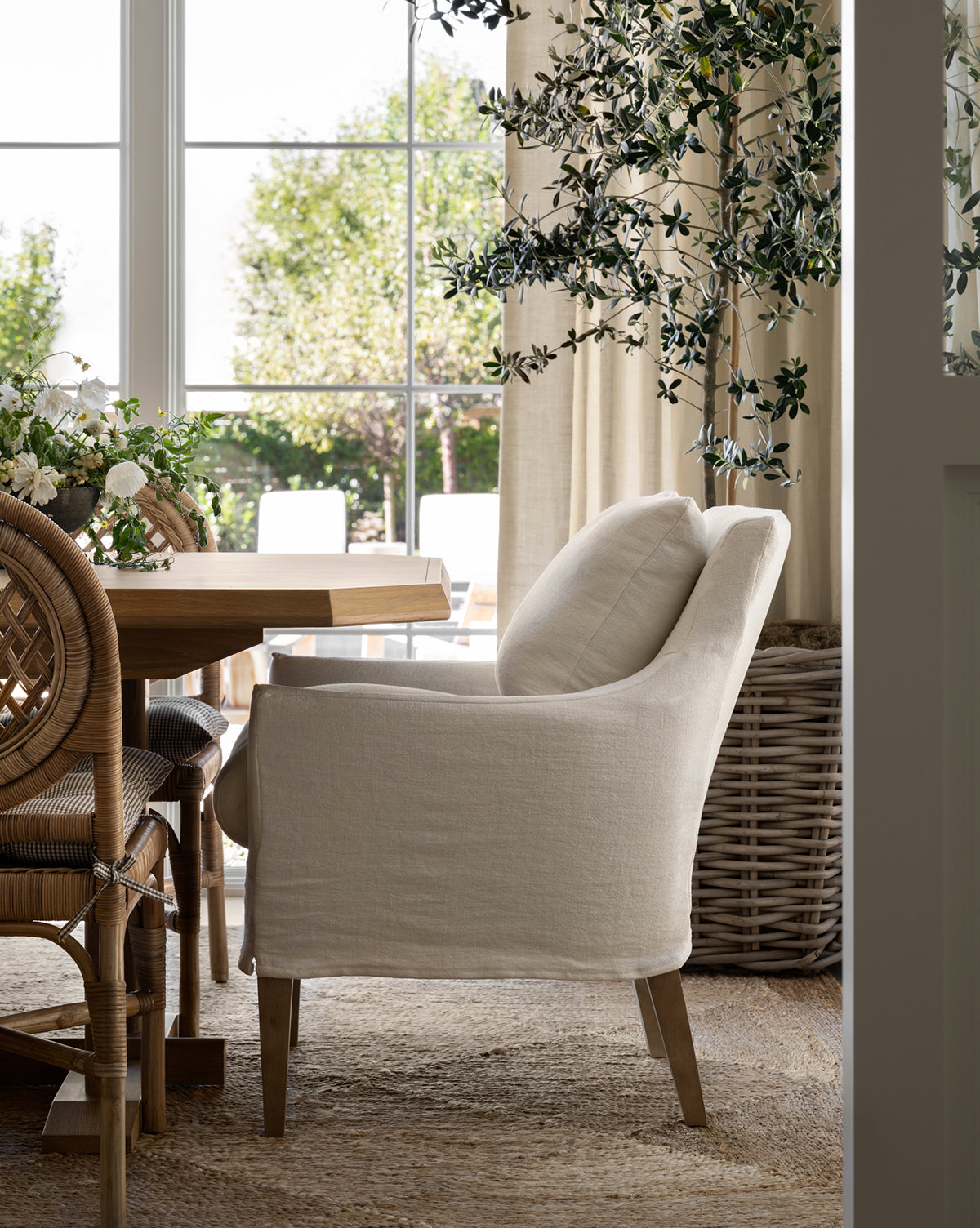 Classic Slipcover Dining Chair with Feather Cushions & Tapered Legs for Dining Room