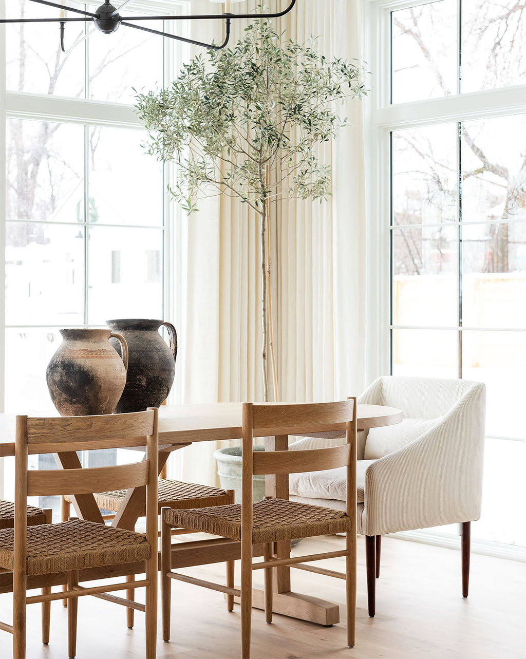 Scandinavian Paper Cord Woven Dining Chair with Transitional Form for Dining Room