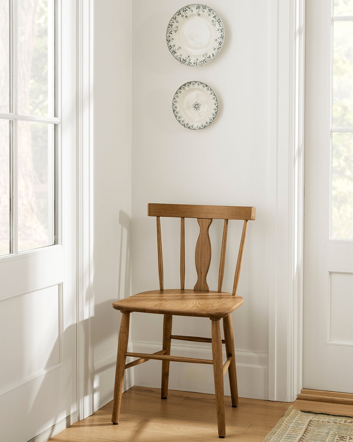 Classic Solid Oak Dining Chair with Spindle Back for Dining Room