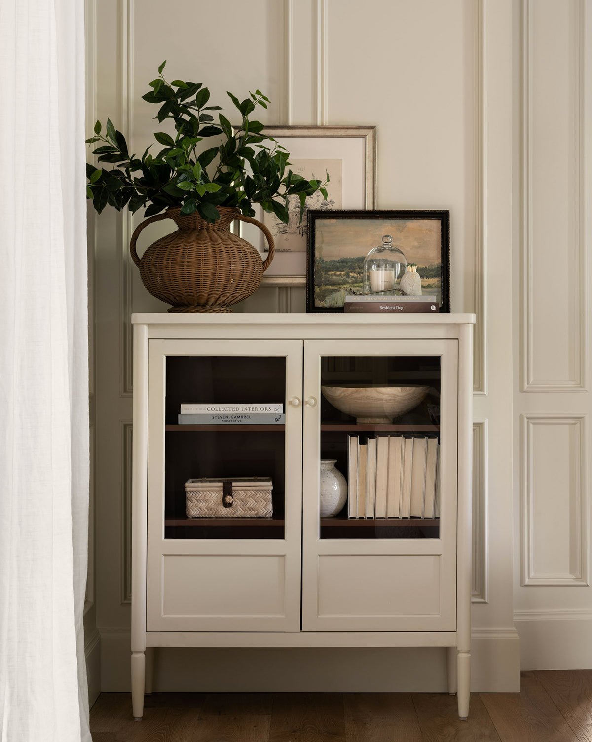 Victorian Painted Wood Cabinet with Glass Doors & Tapered Legs for Living Room
